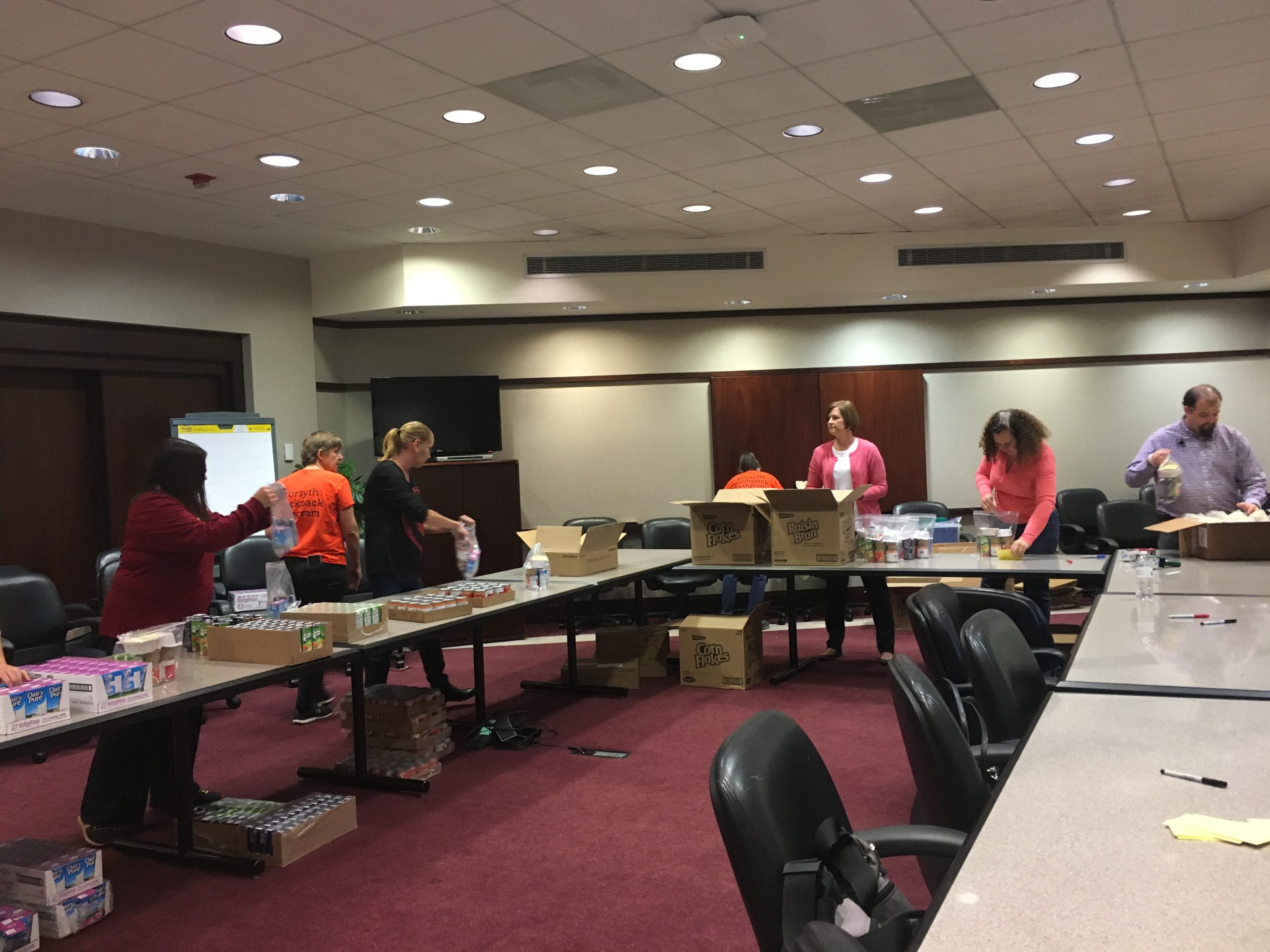 Blanco Tackabery Participates in Forsyth County Backpack Program